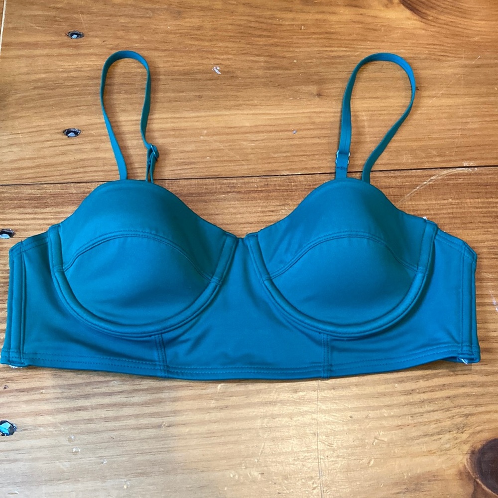 OUT FROM UNDER UO M Emerald Bustier Ribbed Underwire Bikini Top